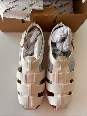 comfortview Ivory Multi-Strap Sandals with Gold Buckle 10W